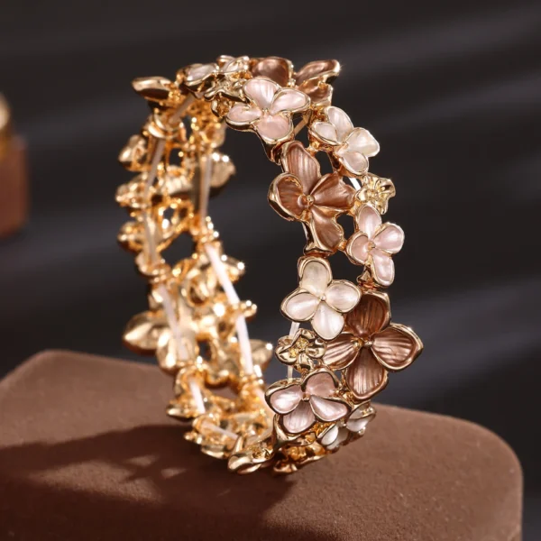 Handmade Floral Bracelet Women’s Fashion Jewellery - Image 4