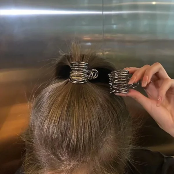 Irregular Metal Hair Claw Clip for Women & Girls - Image 4