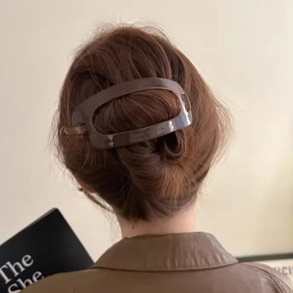 Vintage Twist Oval Hair Clips for Women - Image 12