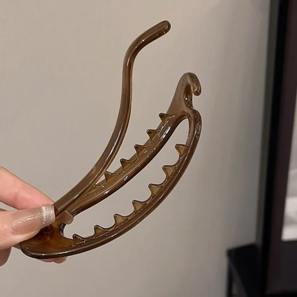 Vintage Twist Oval Hair Clips for Women - Image 4
